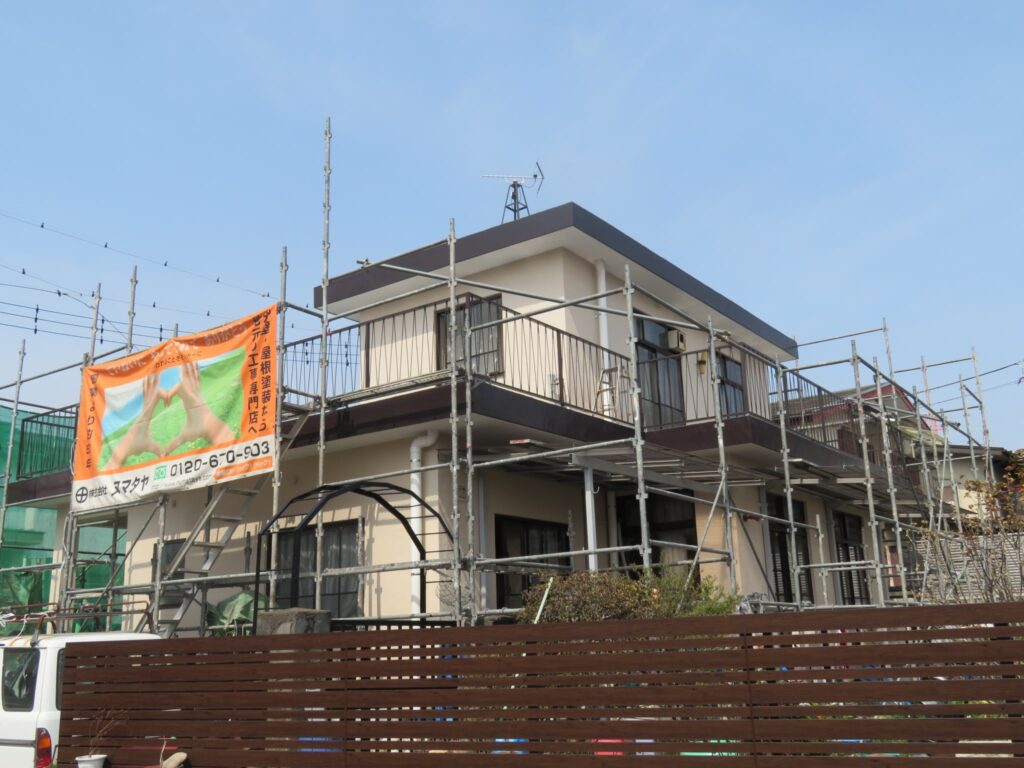 外壁塗装工事中